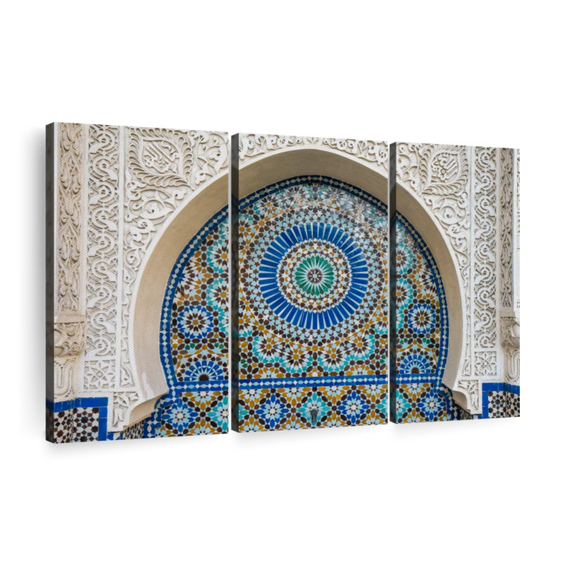 Ensemble de 3 carreaux marocains sur toile, H 65 po x l 42 po x P 1,25 po