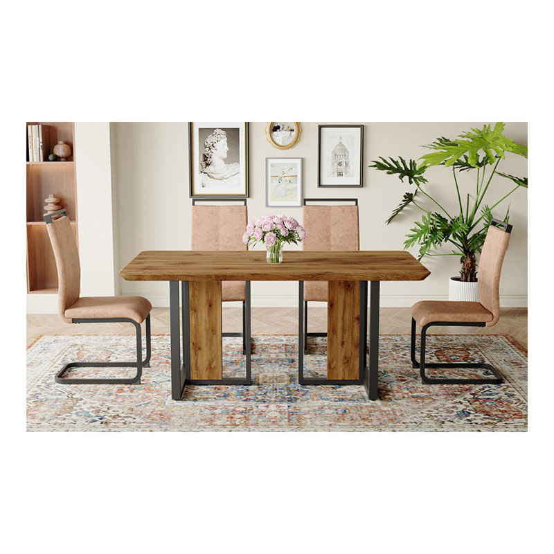 Ensemble de table et de chaises Ensemble de table de salle à manger en bois aggloméré texturé 67 po x 36 po avec chaises en tissu brun. Autocollant MDF, autocollant texturé de couleur bois, pieds de chaise de salle à manger en C noir, convient à la