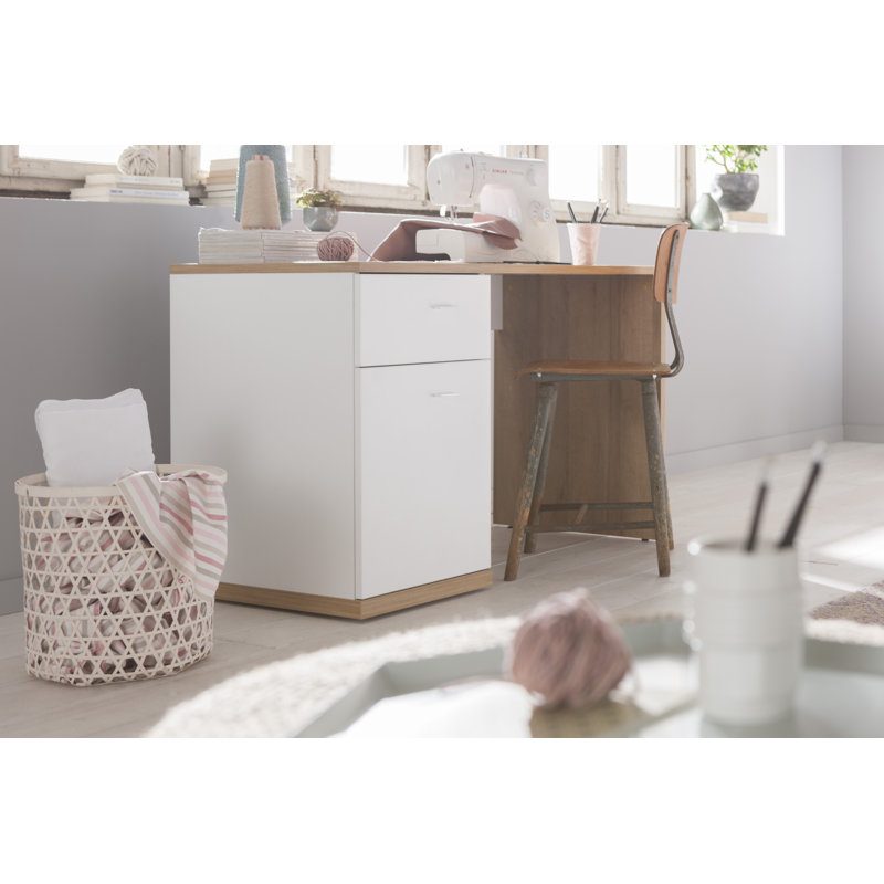 Ludo Writing Desk