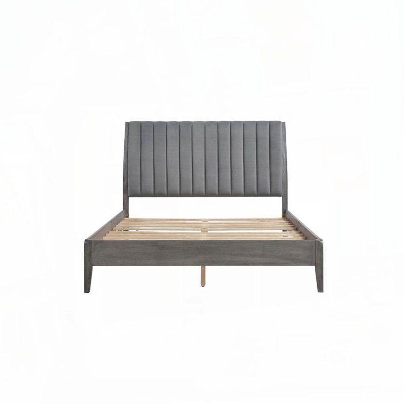 Lit tapissier en velours, Grand lit