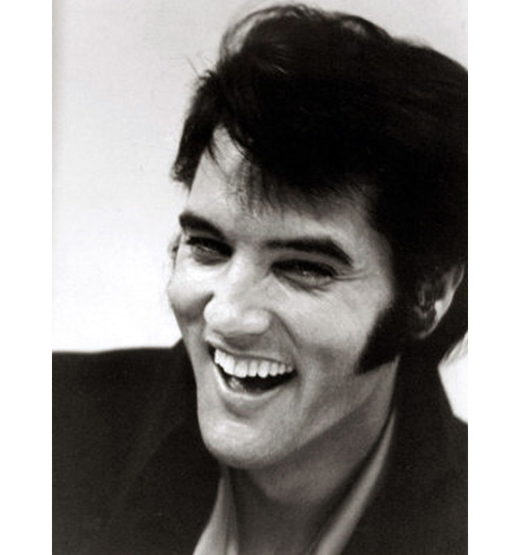 Elvis Presley, H 37 po x l 28 po