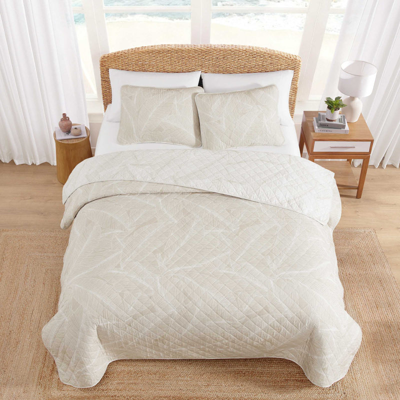 Tommy Bahama Pebble Palms Cotton Reversible Beige Quilt Set, Queen Quilt + 2 Standard Shams