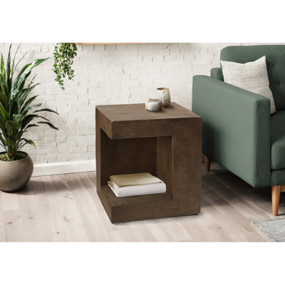 Table de chevet et de bout carrée de couleur noyer de 25 po de hauteur pour décoration intérieure et extérieure, table d'appoint de style contemporain avec découpe, chambre à coucher, patio de salon, tablette