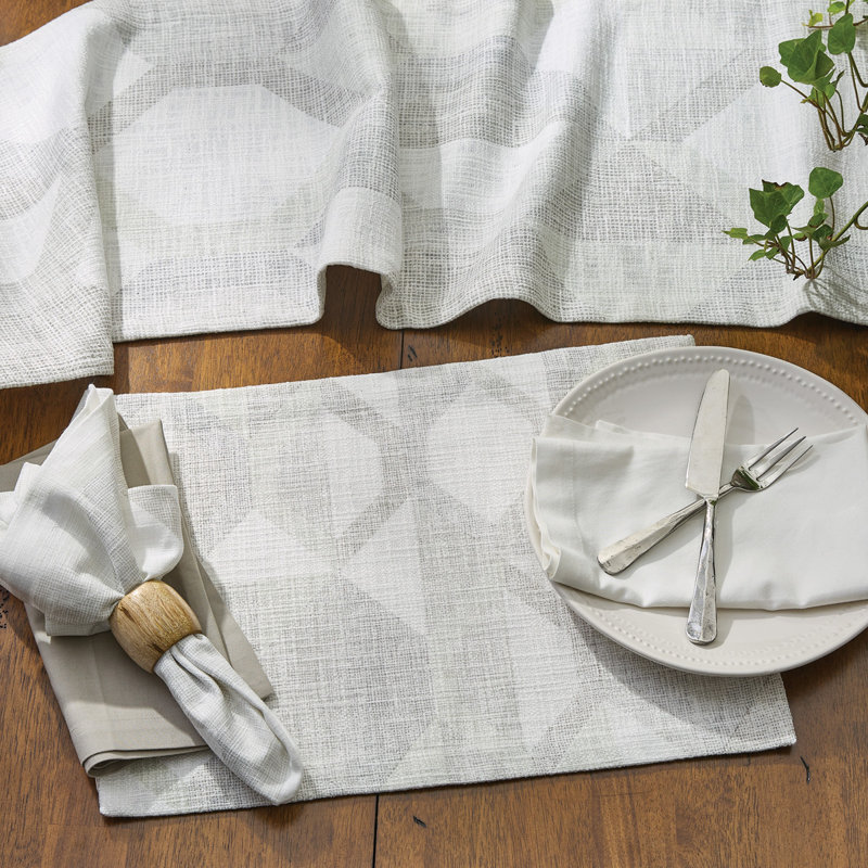 Copan Runner Geometric Printed Table Runner