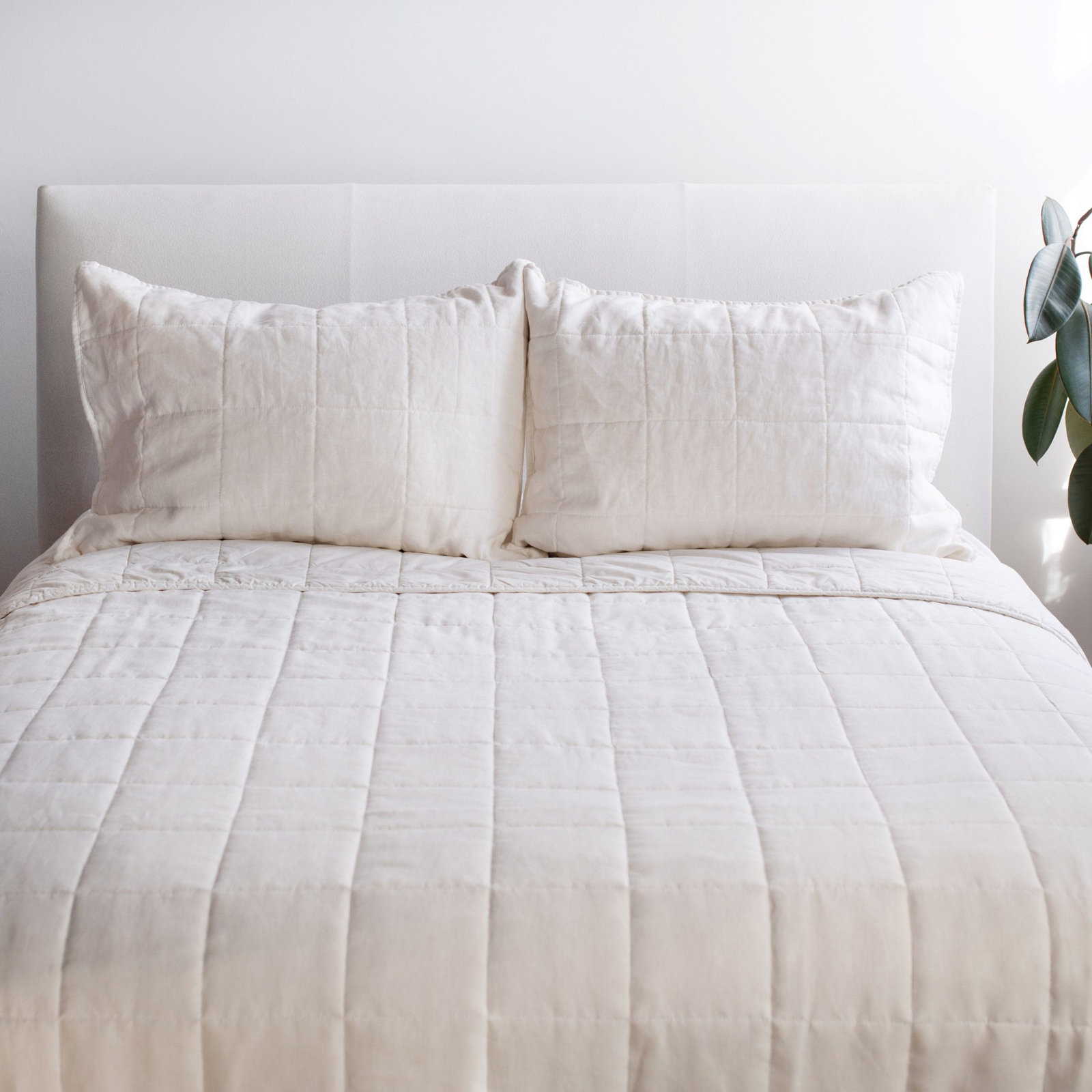 French Linen Box Stitch Quilted Sham Set, King, Cream