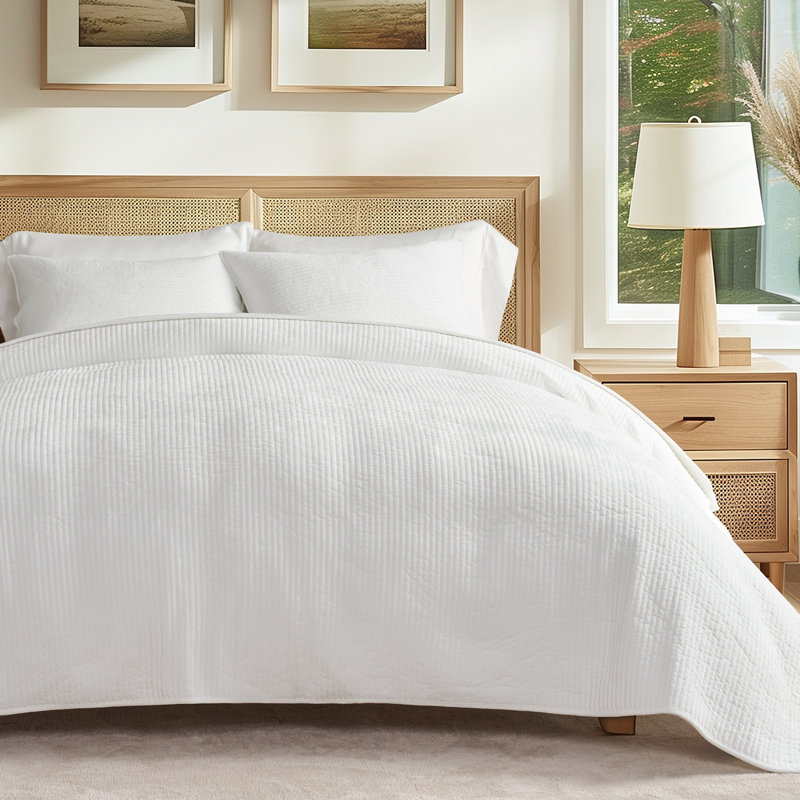 Striped Channel Velvet Quilt Set, Queen, White