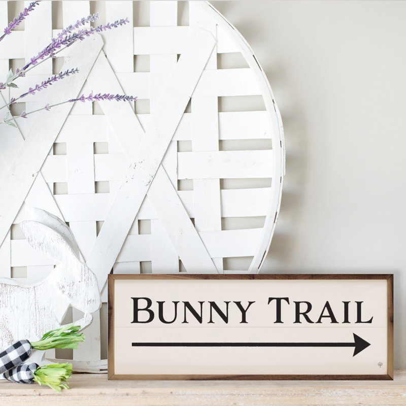 Bunny Trail - flèche blanche, H 12 po x l 36 po x P 1 po