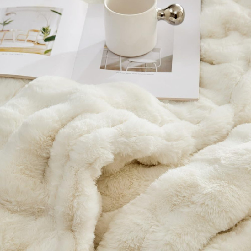 Chunky Bunny on a Snowday - Coma Inducer Oversized Comforter Set - Chunky Bunny Reverse - Fluffy White