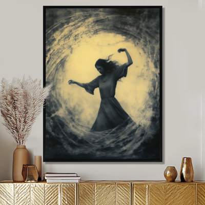 «Where The Wild Woman Roams - Fashion Woman Wall Art Living Room»