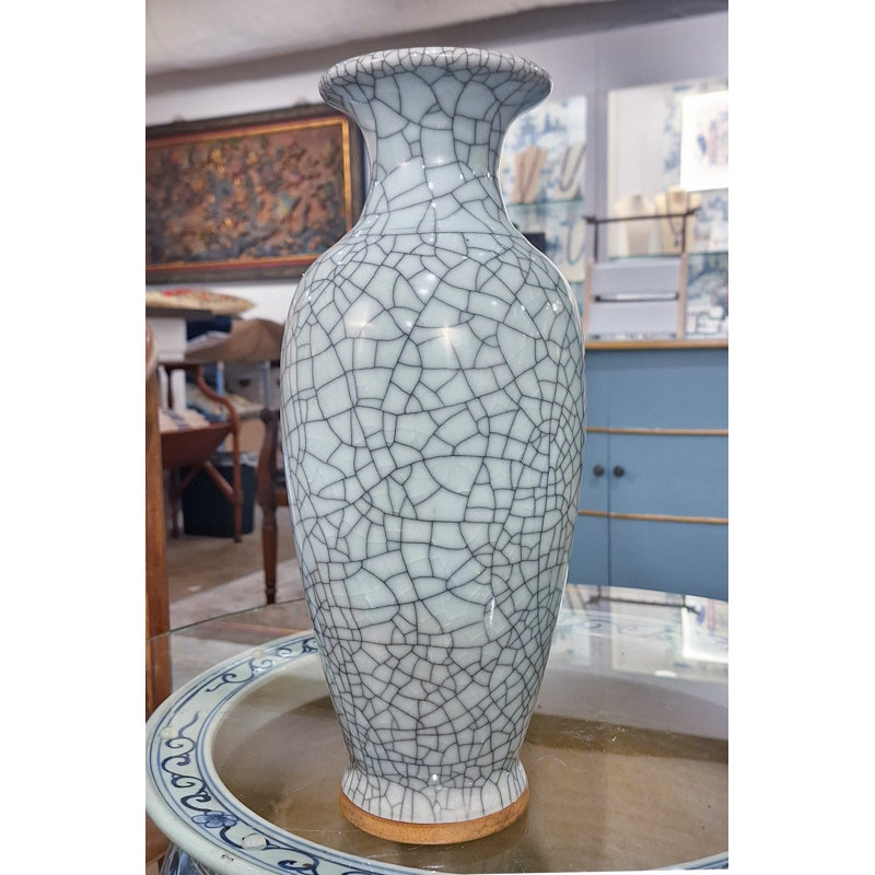Porcelain Vase Crackle