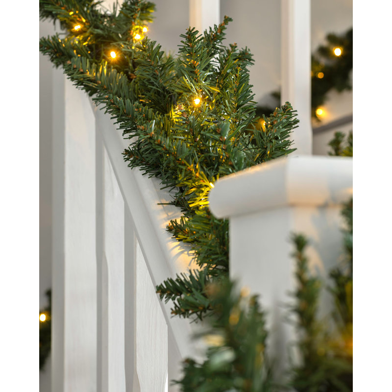 216cm Lighted Faux Garland with Lights