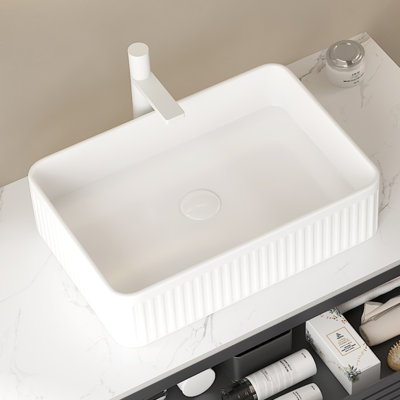 Comptoir en marbre artificiel 36 po, blanc et polyvalent, résistant aux égratignures, à l'eau, au feu et facile à nettoyer