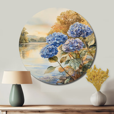 Hydrangées par la rivière II - impression murale décorative en métal bleu traditionnel