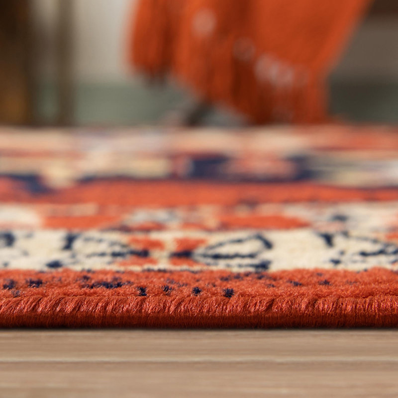 Eesi Oriental Indoor Rug, Rectangle 7'1" x 10'