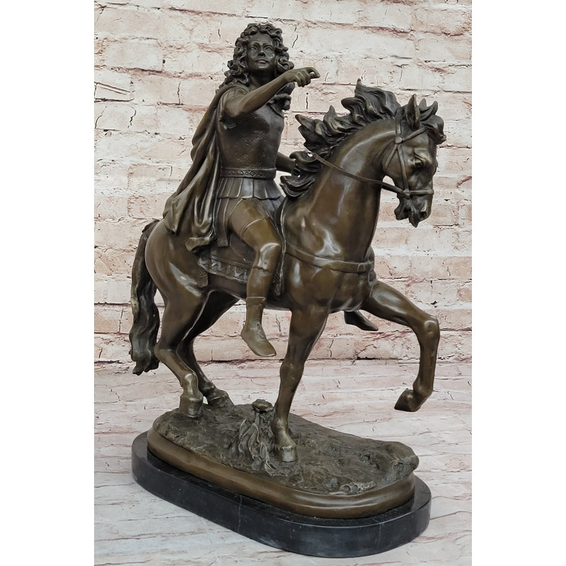 Figurines et sculptures