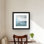 «Dog on the Beach» - Reproduction matte encadrée bord de mer | Décoration intérieure