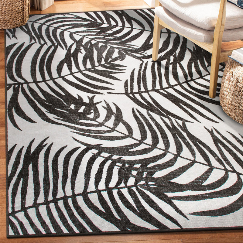 Leslee Floral Black/White Indoor & Outdoor Area Rug, Rectangle 5' x 7'