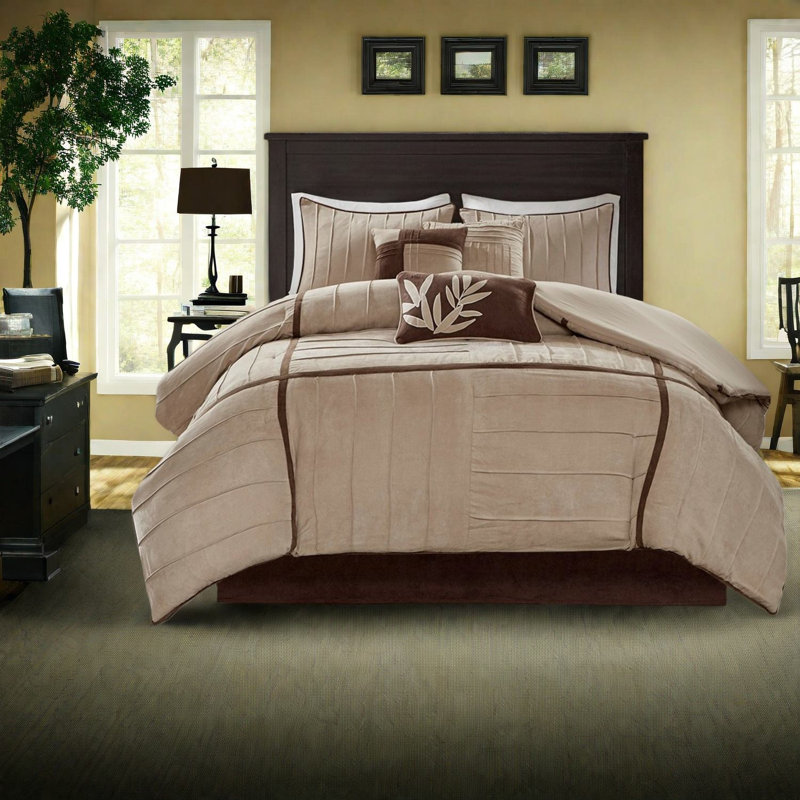 7 Piece Faux Suede Bedding Sets, Polyester Comfort With Modern Design, For Home
