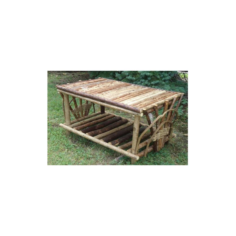 Table basse brune avec tissage de corde buri