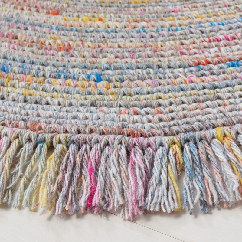 Braided Handmade Performance Rug, Round 6'