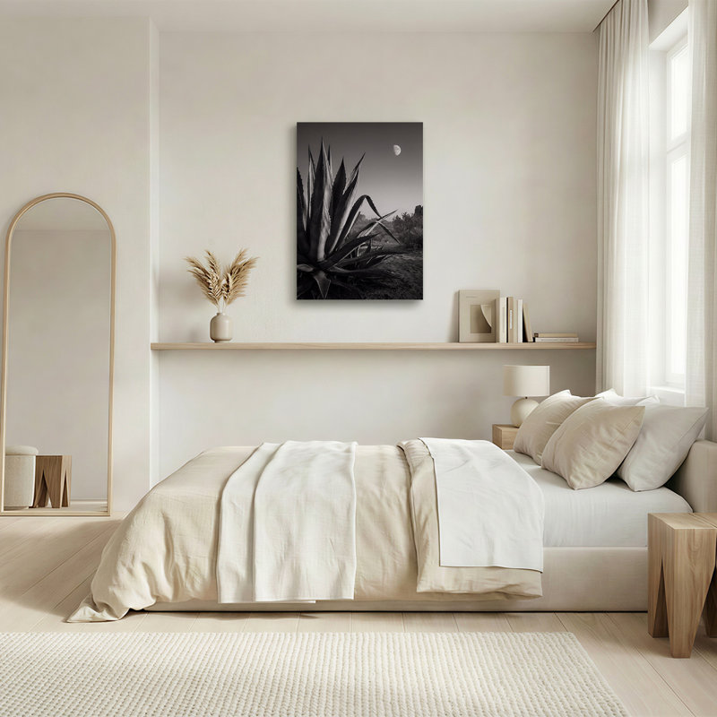Art mural noir et blanc sur toile d'agave avec croissant de lune, H 24 po x l 16 po