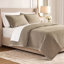 Ensemble de couvre-lit matelassé brodé en velours microfibre 3 pièces, taupe, taille king-135104803-135104805