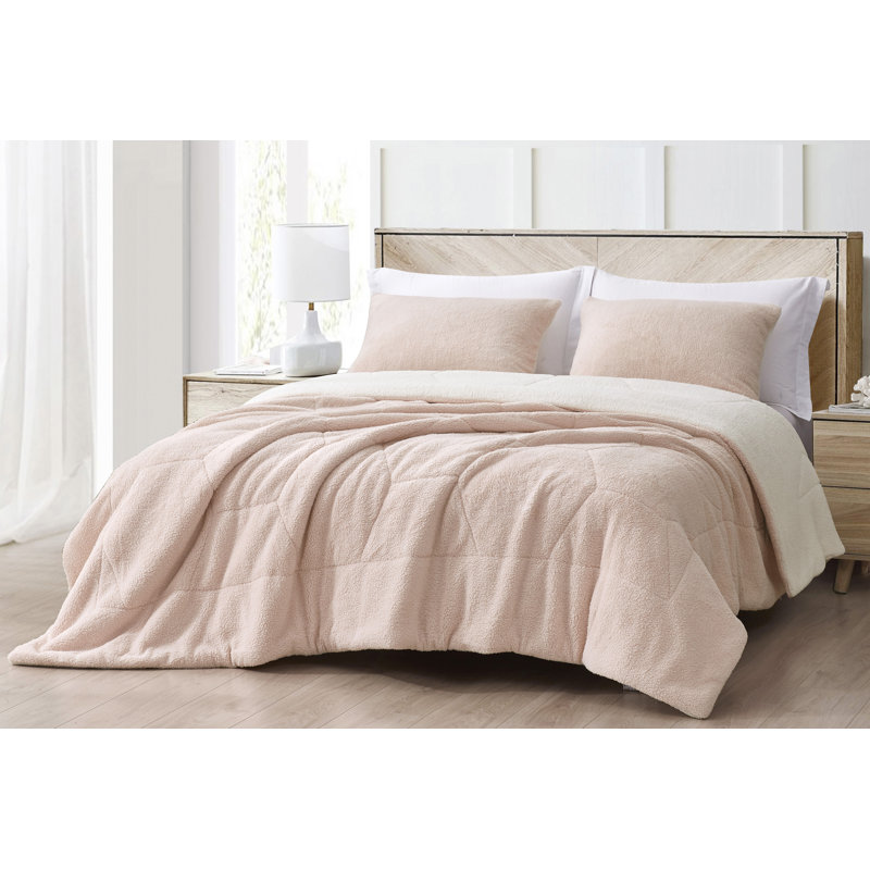 Double Sided Sherpa Reversible Comforter Set, King Comforter + 2 King Shams, Blush