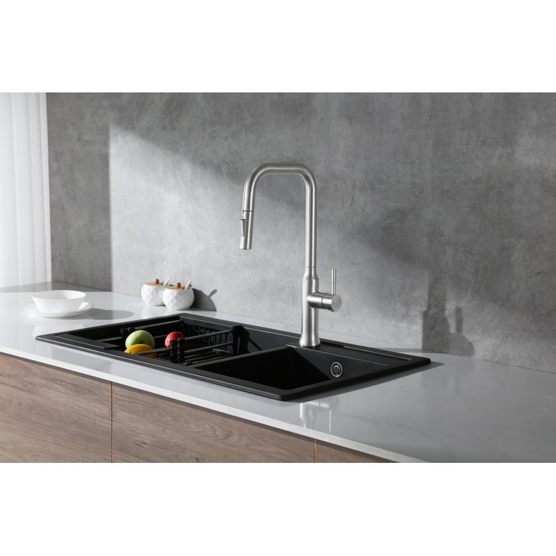 Robinet de cuisine à poignée simple avec accessoires Noor, Nickel brossé