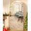 Miroir surdimensionné arqué en métal surdimensionné-540418159-570231696