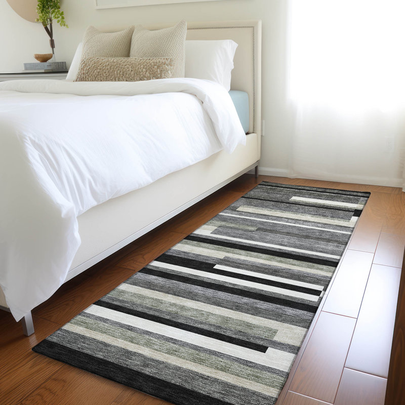 Malchow Washable Striped Indoor / Outdoor Rug, Runner 2'3" x 7'6"