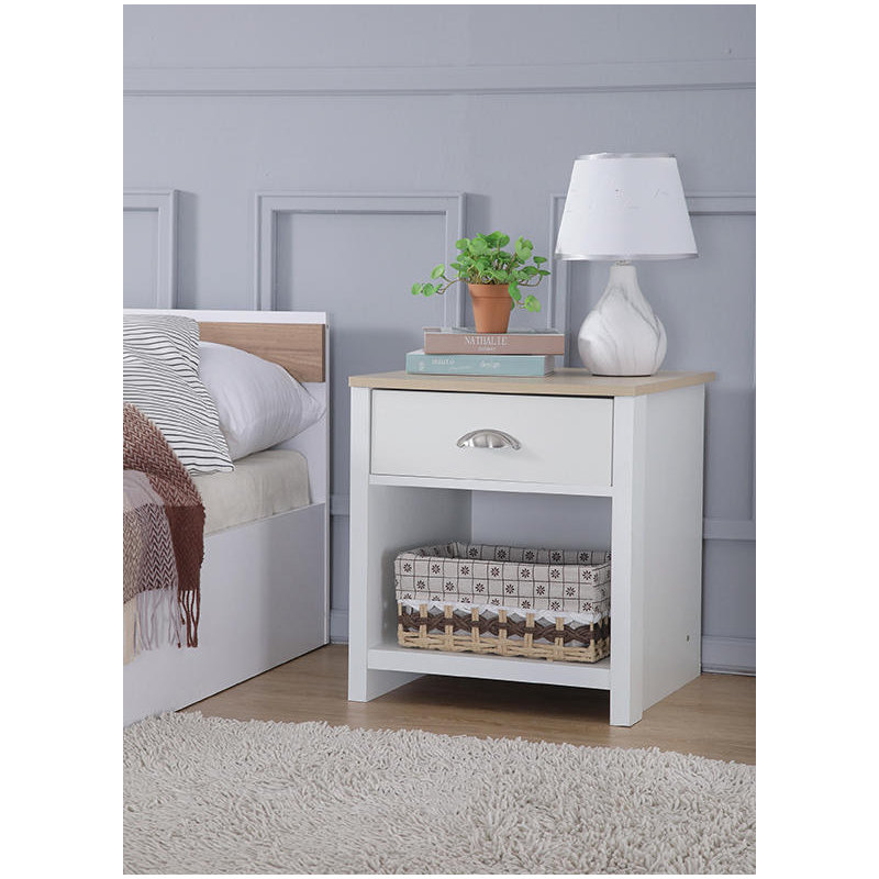 Aalieyah End Table, Grey