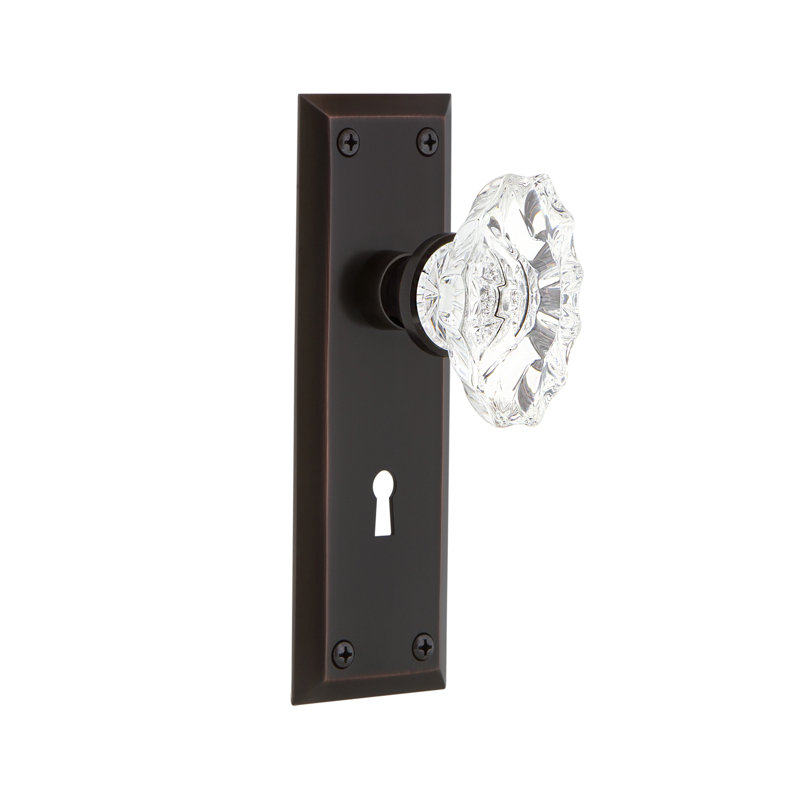 New York Plate with Decorative Keyhole and Chateau Door Knob, Timeless Bronze, 2-3/4”