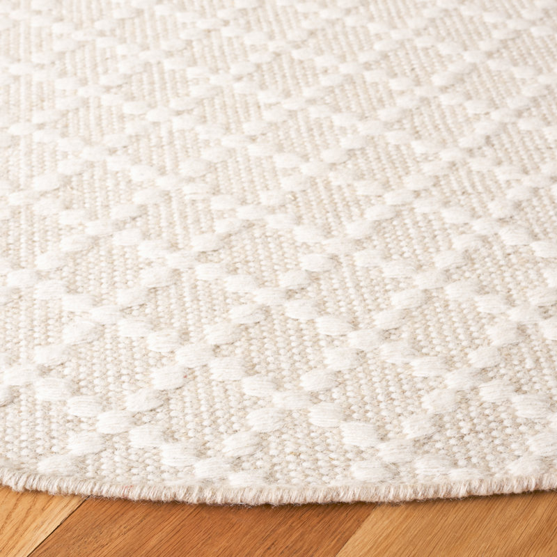 Northport Hand Woven Wool/Cotton Geometric Rug in Ivory/Beige, Round 6'