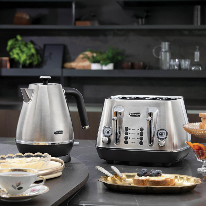 1.7L Distinta X Stainless Steel Kettle, Metal