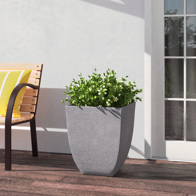 Arnfrith Pot Planter