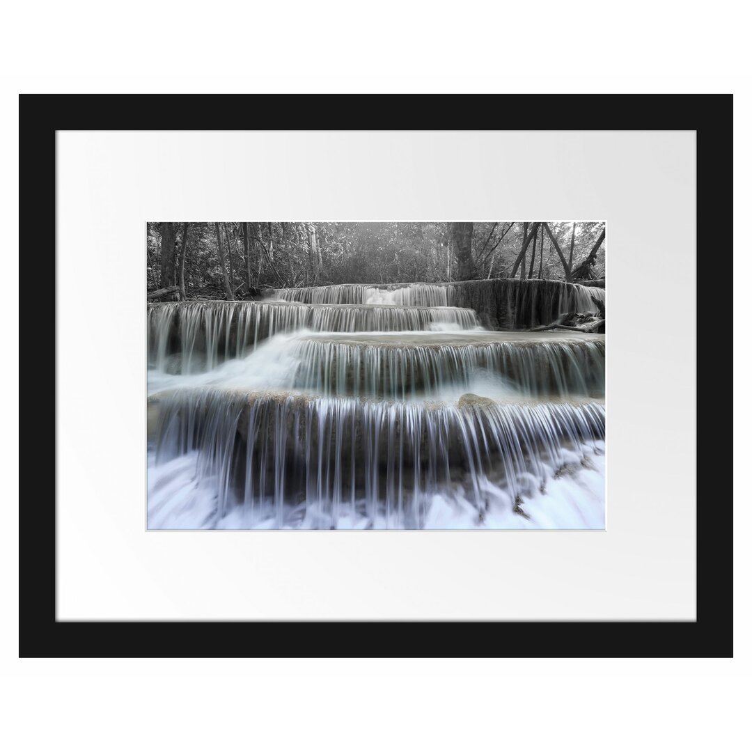 Gerahmtes Poster Wasserfall im Regenwald