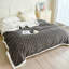 Couverture en molleton gris Sherpa-119457229-119457225