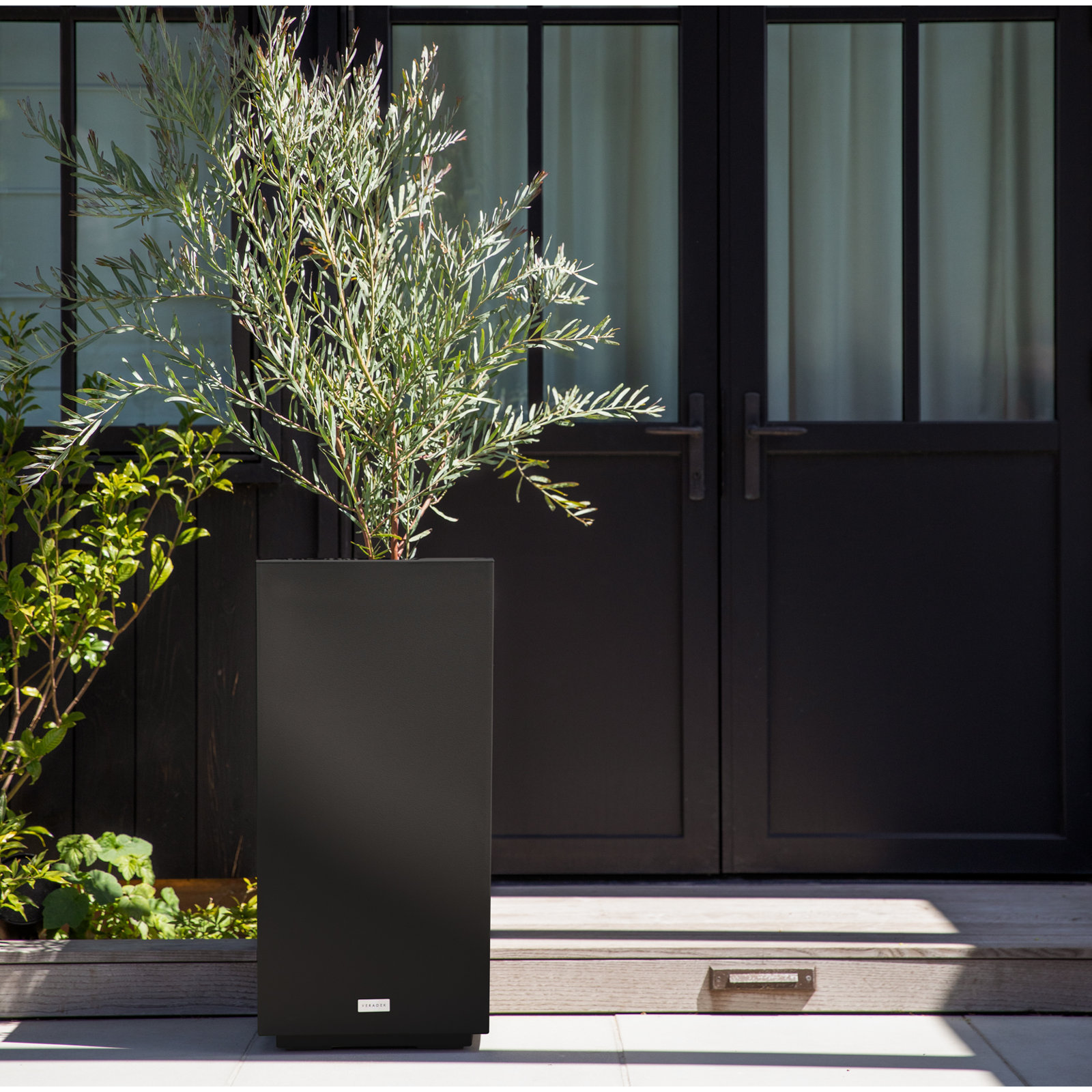 Block Series 16" Planter Box, 31.75” H x 15.5” W x 15.5” D, Black