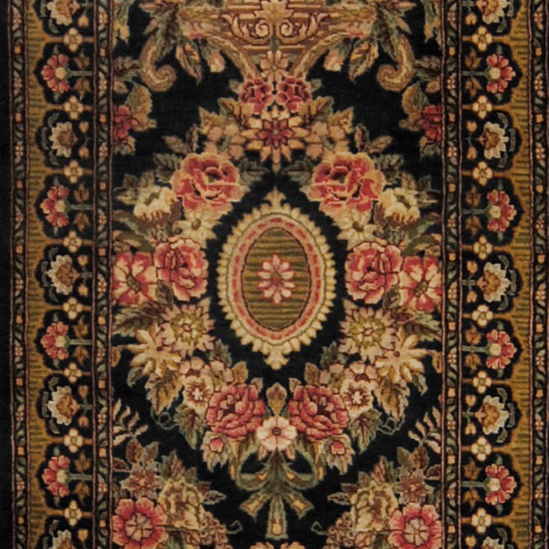 Chemin de table Tabriz en laine fabriqué à la main Francee (Pakistan) 2 pi 6 po x 11 pi 6 po Francee