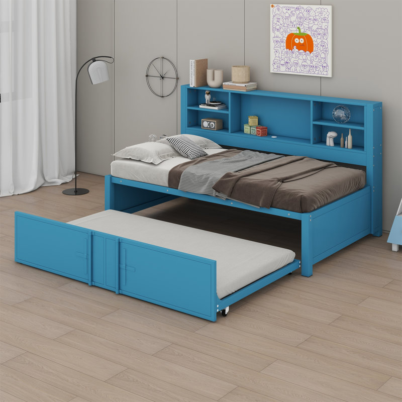 Guptill Metal Daybed, Blue