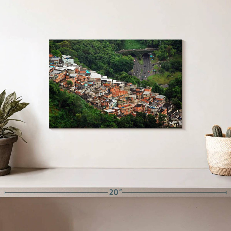 Favelas Nicci Rio, H 8 po x l 12 po