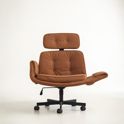 Cross-Legged Office Chair With Adjustable Armrests, Seat Height & Removable Headrest