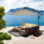 Spacieux parasol de patio en porte-à-faux, polyester blanc crème, design moderne pour recevoir