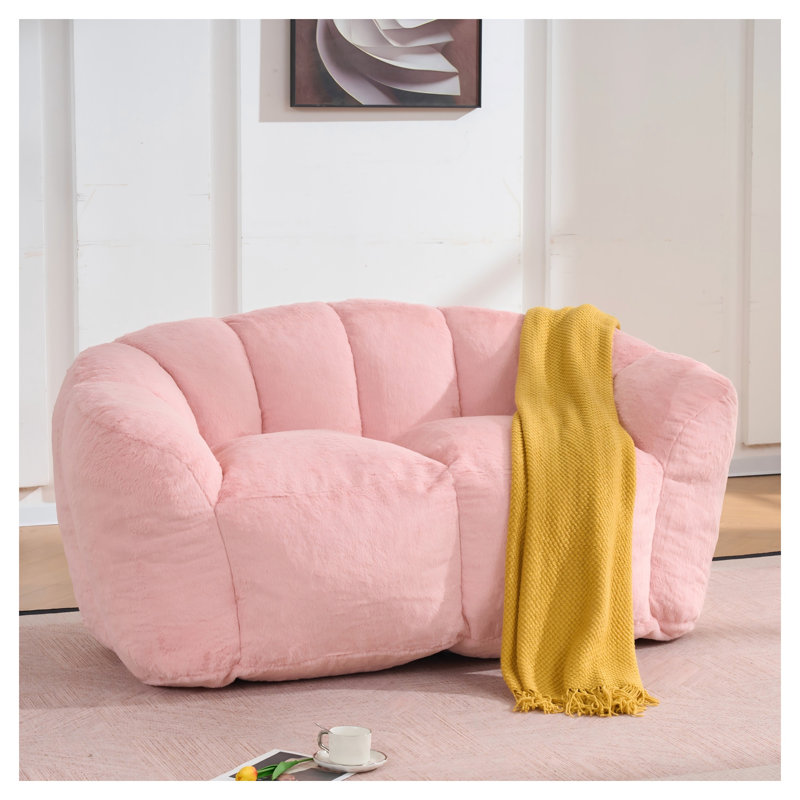 Fauteuil à billes surdimensionné en fausse fourrure