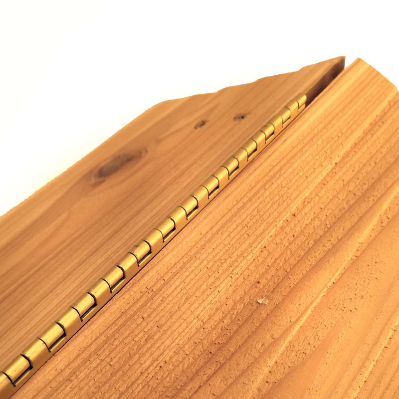 Wood Pole Tray Bird Feeder