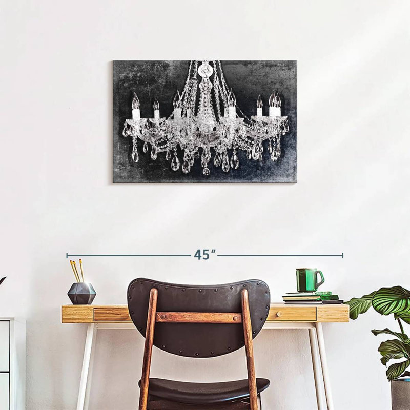 Lustre en cristal grunge sur toile, H 30 po x l 20 po x P 1,25 po