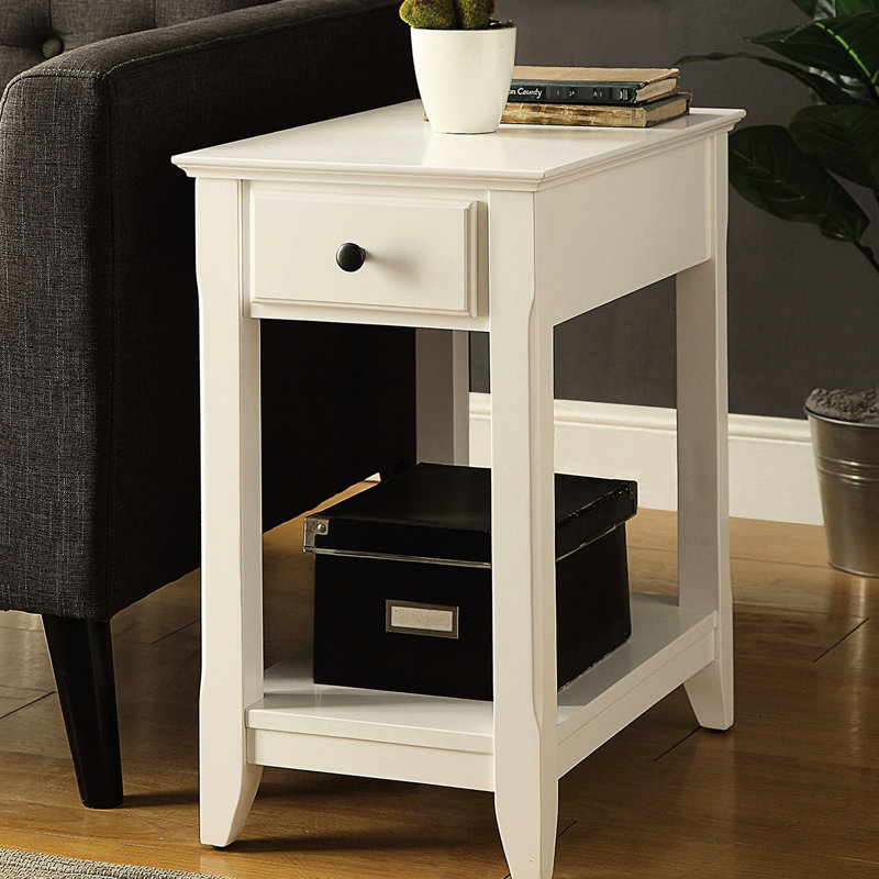 Table blanche à pieds rectangulaires avec tiroir et tablette ouverte, utilisée dans le salon principal, style transitionnel * / côté One idéal pour les espaces principaux, look