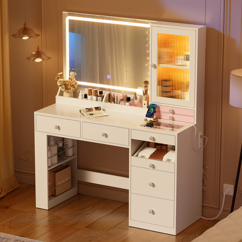 43.3"W Vanity Table, White