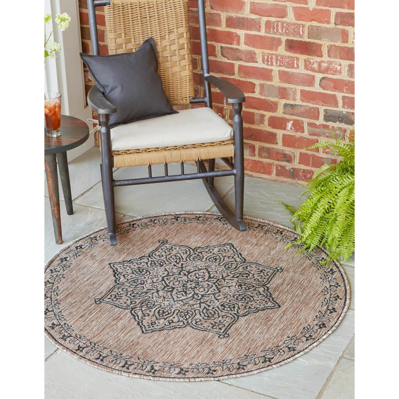 Cracraft Oriental Indoor / Outdoor Rug, Round 4'1"