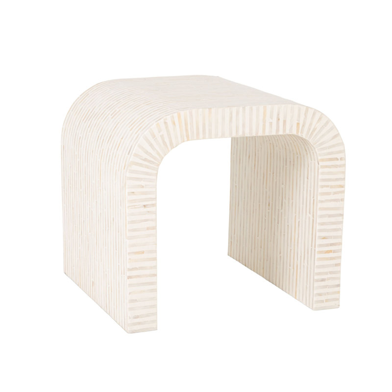 Table de bout Ventura en nacre blanche, Blanc